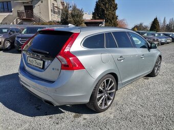 VOLVO V60 2.0 T5 Drive-E 180kW MOMENTUM automat - ČR - 4