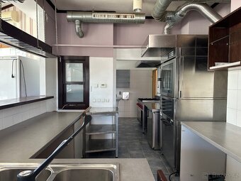Komerční prostor + sklad k pronájmu, Praha 10, Kolovraty - 4
