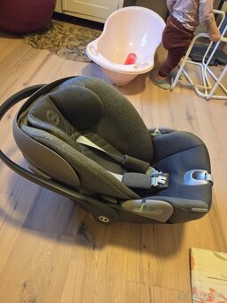 Cybex cloud ti size plus + cybex base t - 4