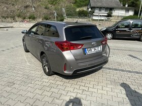 TOYOTA AURIS KOMBI 1,4 D-4D - 4