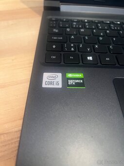 Acer Aspire 7 - 4