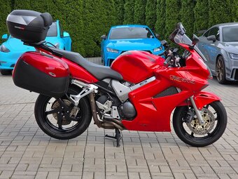 Honda VFR 800, 3xkufr, LeoVince laděné výfuky - 4