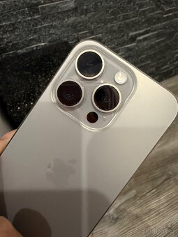 Apple Iphone 15 Pro 256 GB přírodní titan - 4