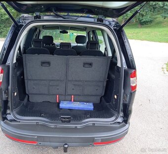 Ford Galaxy 7mistný - 4