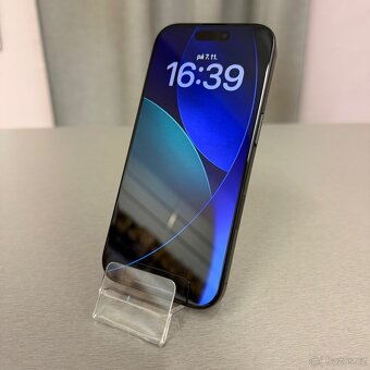 iPhone 16 Pro 256GB černý, 12 měsíců záruka - 4