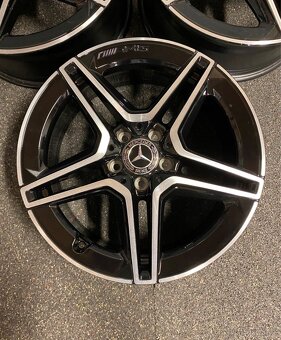 ORIGINÁLNÍ ALU KOLA MERCEDES AMG GLC R19 - 4