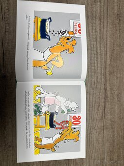 O pejskovi a kočičce - Jak dělali dort, Jak myli podlahu - 4