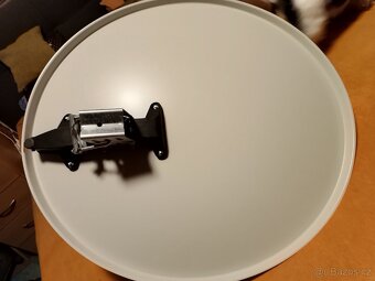Satelitní parabola 80cm - 4
