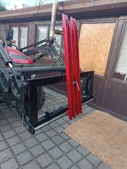 Paletizaci vidle jinma 254 nové. - 4