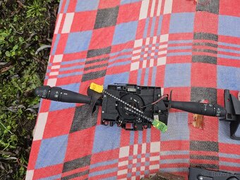 Renault Clio 2/Thalia - díly Levně - 4