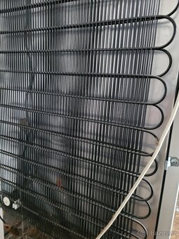 Prosklená lednice SNAIGE - 4