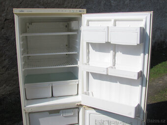 CHLADNIČKA S MRAZNIČKOU CALEX - 170cm 2 KOMPRESORY - 4
