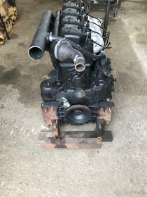 Prodam motor Zetor 6901 - 4