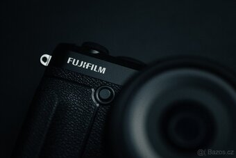 Fujifilm GFX 50R - 4