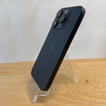 iPhone 15 Pro 128GB, modrý, eSIM (12 měsíců záruka) - 4