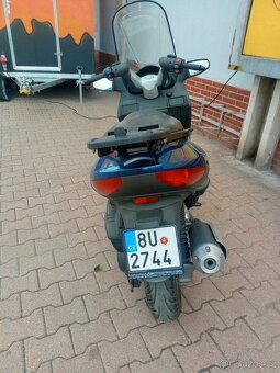 Malaguti Madison 250 - 4