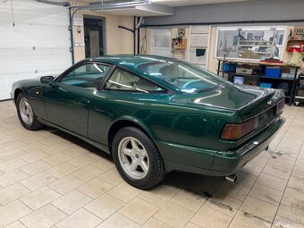 Aston Martin Virage - 4