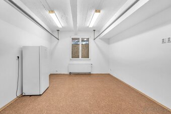 Nabízíme k pronájmu obchodní prostory 76 m2, na rozhraní Vin - 4