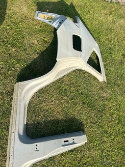 Pravá bočnice Seat Ateca - 4