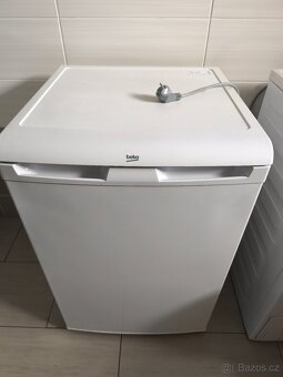 Malá lednička BEKO TSE1284N - 4