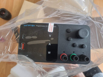 Laboratorní zdroj Wanptek 60V/5A/300W, Nový - 4
