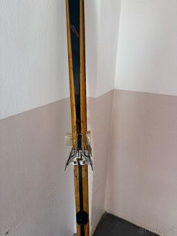 Staré dřevěné běžky - 4