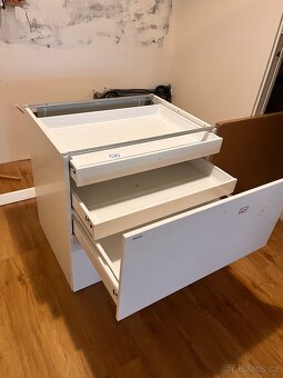 Kuchyňská linka nepoužitá IKEA - 4