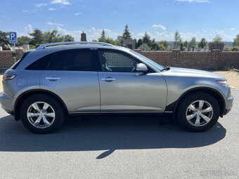 INFINITY FX35 3.5 206kW •Najeto 239tis/km - 4