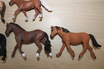 Figurky koní Schleich VI - 4