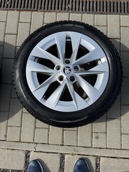Alu kola Rotare Škoda Octavia 4 205/55/17 zimní - 4