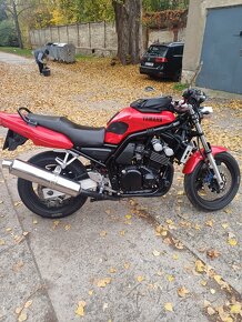 YamahaFZS fazer 600 - 4