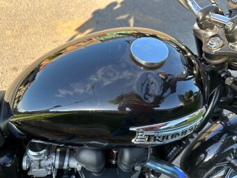 Triumph Bonneville T100 2014, TOP STAV nájezd 4.600 km - 4