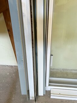 Zasklení na balkon – 3 posuvná skla + 3 matné tabule, nepošk - 4