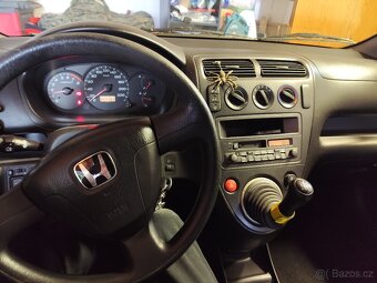 Honda Civic 1.4.v-tech r.v. 2002 - 4