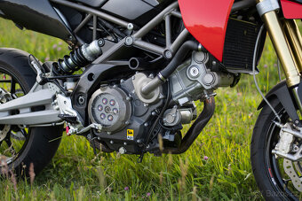 Aprilia Dorsoduro 750 - 4
