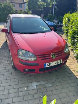 VW Golf 5 - 4