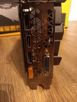 Zotac GTX1080 AMP Extreme - 4