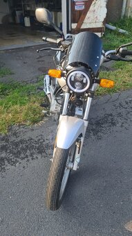 Yuki 125 Sport - 4