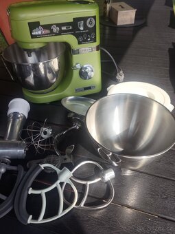 Kuchyňský robot Sencor celokovový - 4