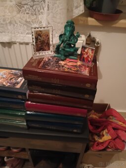 Bhagavad-Gíta,Shrimad Bhagavatam,sošky božtev. - 4