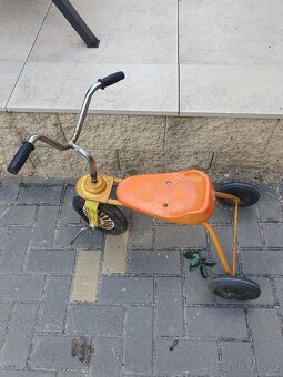 Retro / starý / šlapací / odrážedlo - 4