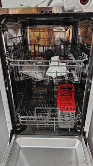 Vestavná myčka nádobí Mora - 4