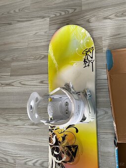 Snowboard Gravity 143 cm + boty 38-39 - 4