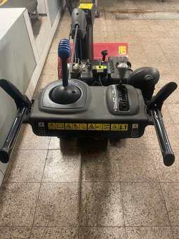 Prodám sněhovou frézu značky Toro - 4