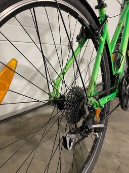Dámské trekingové kolo MERIDA L - 4