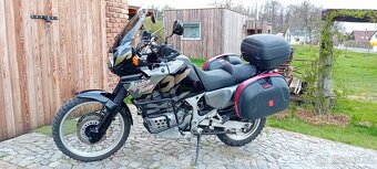 HONDA XRV 750 AFRICA TWIN RD 07 - 4