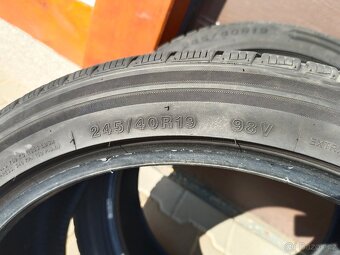 Zimní pneumatiky 245/40 r19 - 4