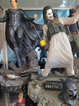 Weta Superman Joker Batman - 4
