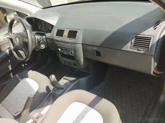 Fabia - 4