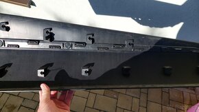 Renault Captur přední levá lišta - 4